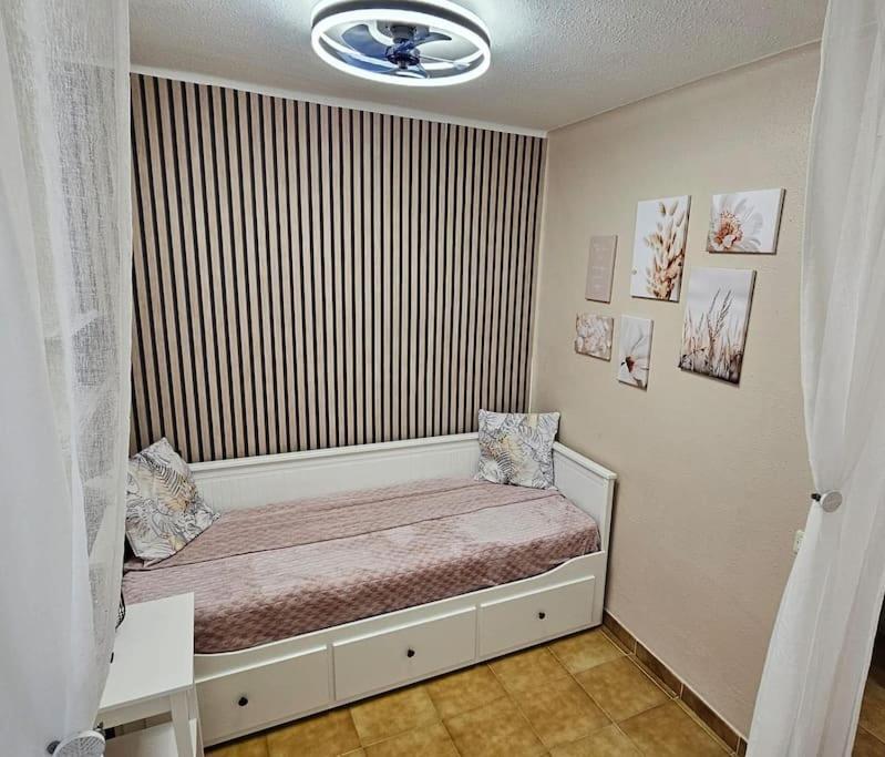 Piso Monika Apartment *
